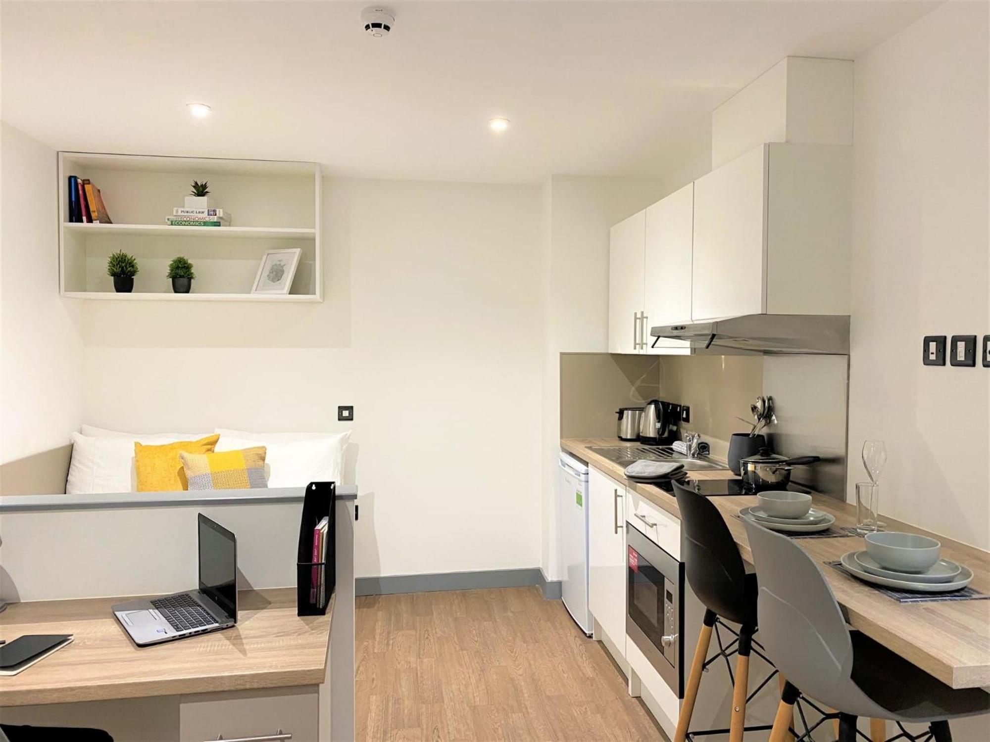 For Students Only At Great Patrick Street Apartment เบลฟาสต์ ภายนอก รูปภาพ
